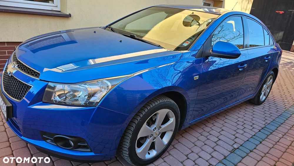 Chevrolet Cruze 1.8 LT+ - 13