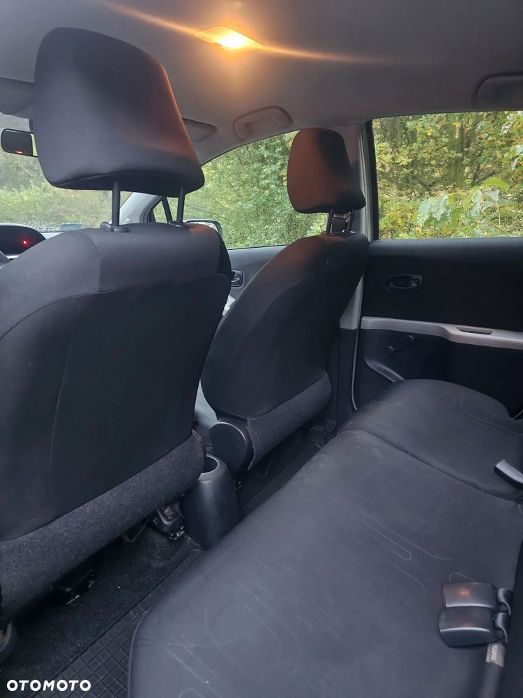 Toyota Yaris - 6