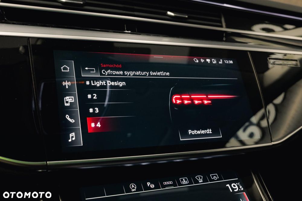 Audi S8 - 27