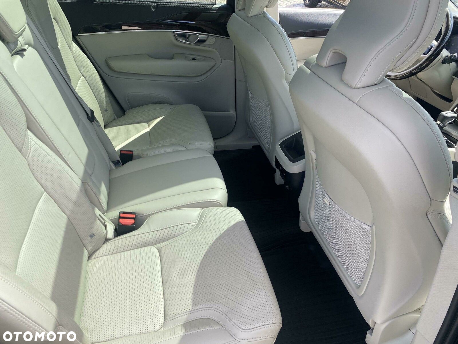 Volvo XC 90 - 17