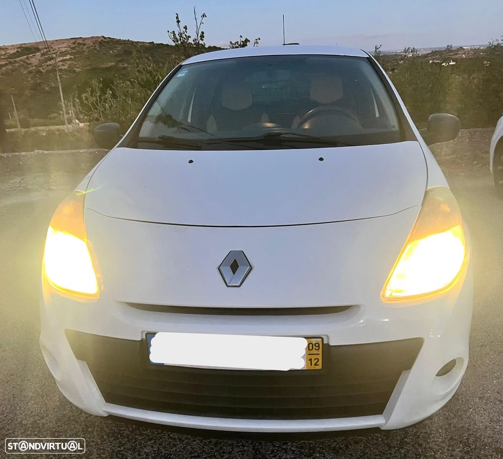 Renault Clio - 6