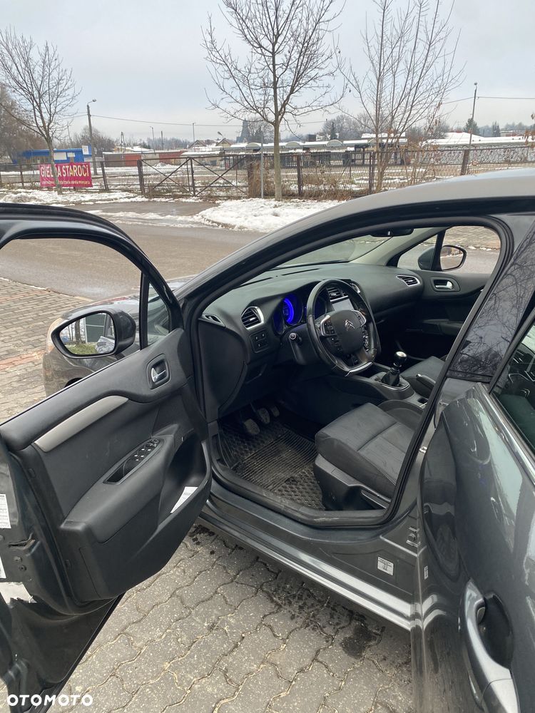 Citroën C4 1.6 HDi Exclusive - 17