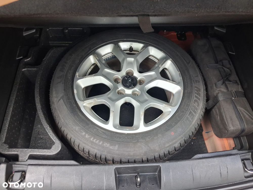 Jeep Renegade - 13