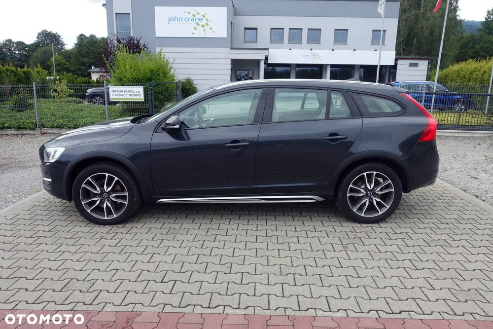 Volvo V60 Cross Country D4 Geartronic Summum - 8