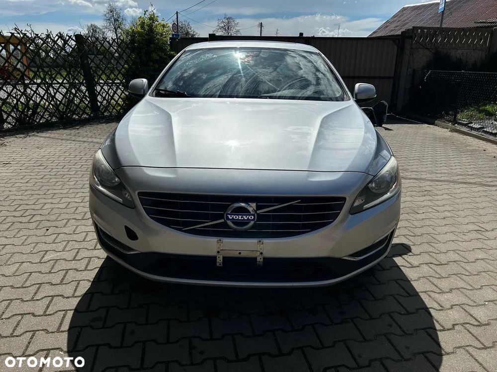 Volvo S60 T5 Drive-E Momentum - 3