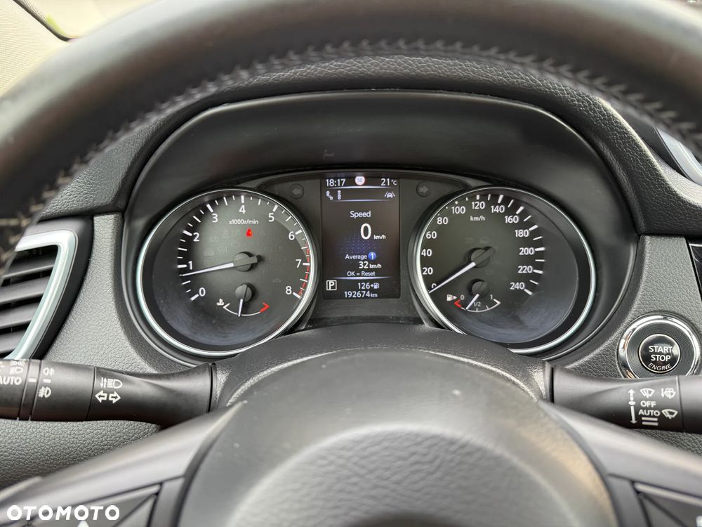 Nissan Qashqai 1.2 DIG-T Xtronic TEKNA+ - 16