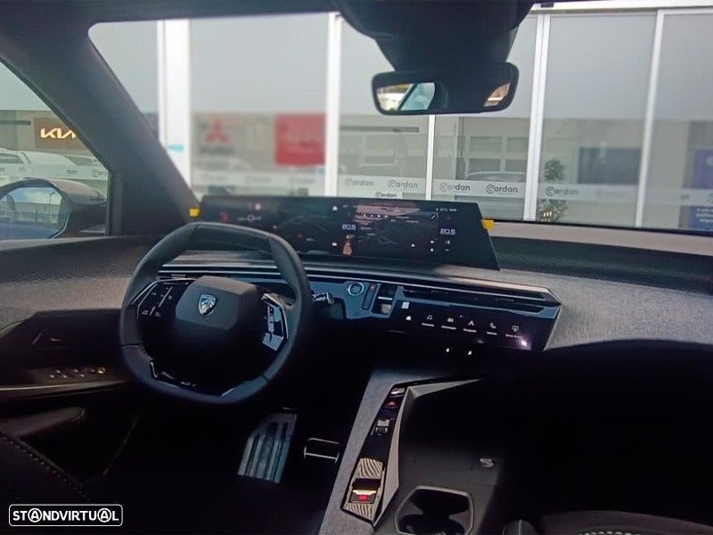 Peugeot E-3008 73 kWh GT - 9