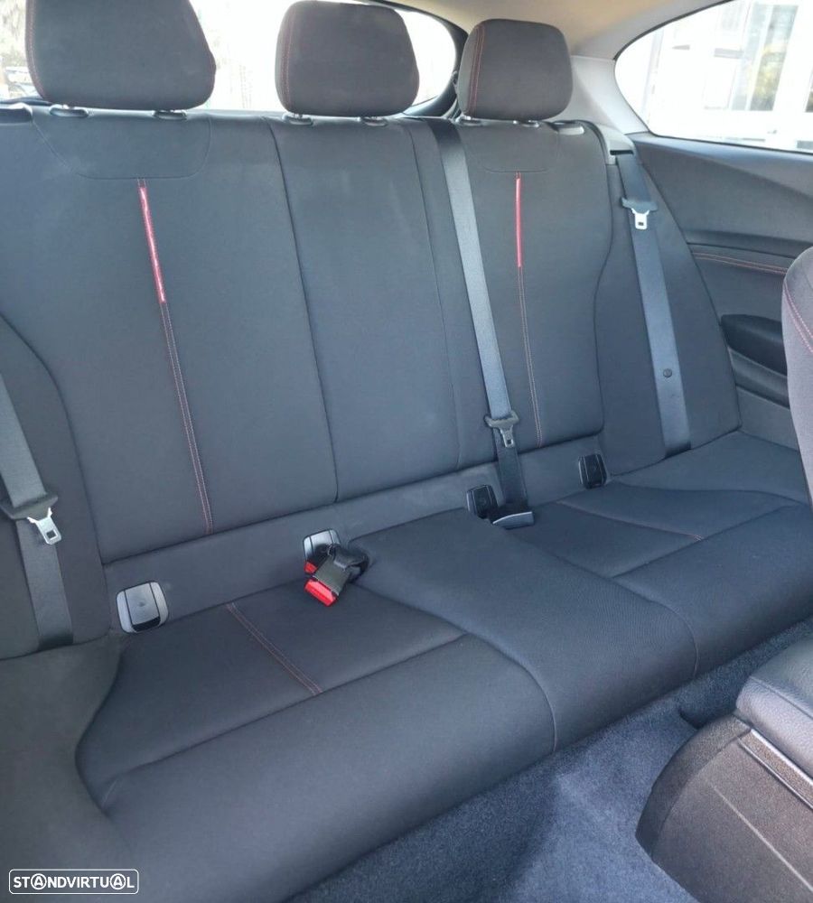 BMW 116 i Sport Line - 14