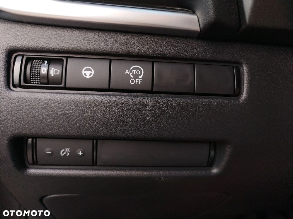 Nissan Qashqai 1.3 DIG-T mHEV N-Connecta Xtronic - 18