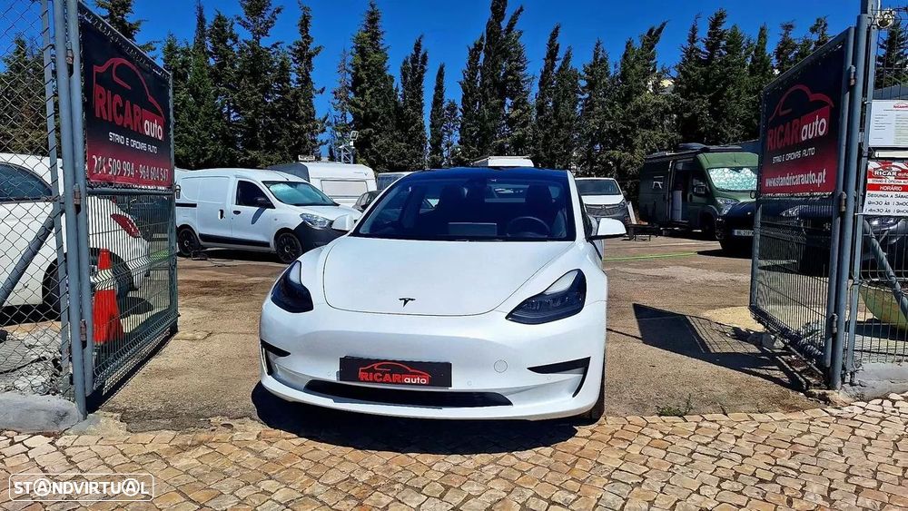 Tesla Model 3 Standard Range Plus RWD - 4