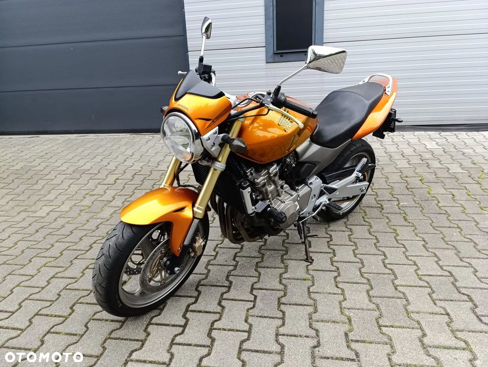 Honda Hornet - 12