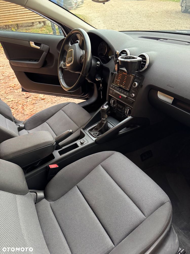 Audi A3 Sportback 2011 photo 5