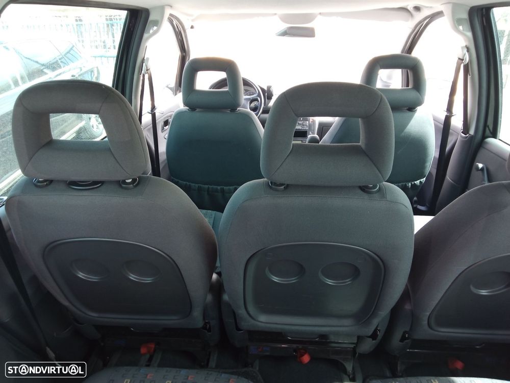 VW Sharan 1.9 TDi Highline - 15