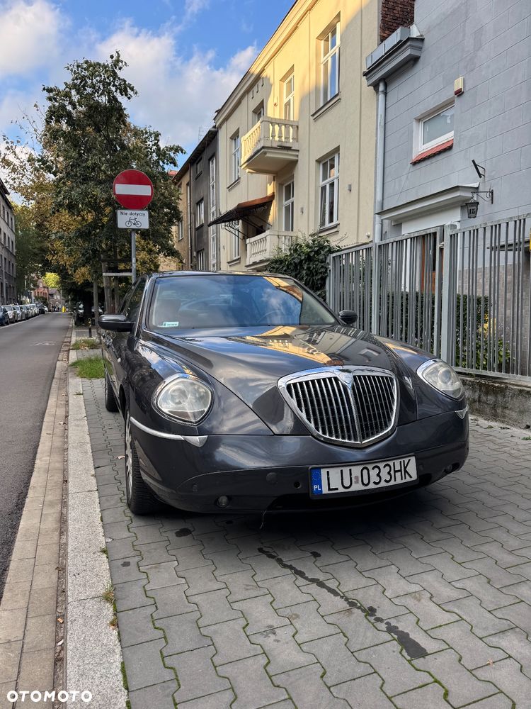 Lancia Thesis 3.2 6V Emblema - 6