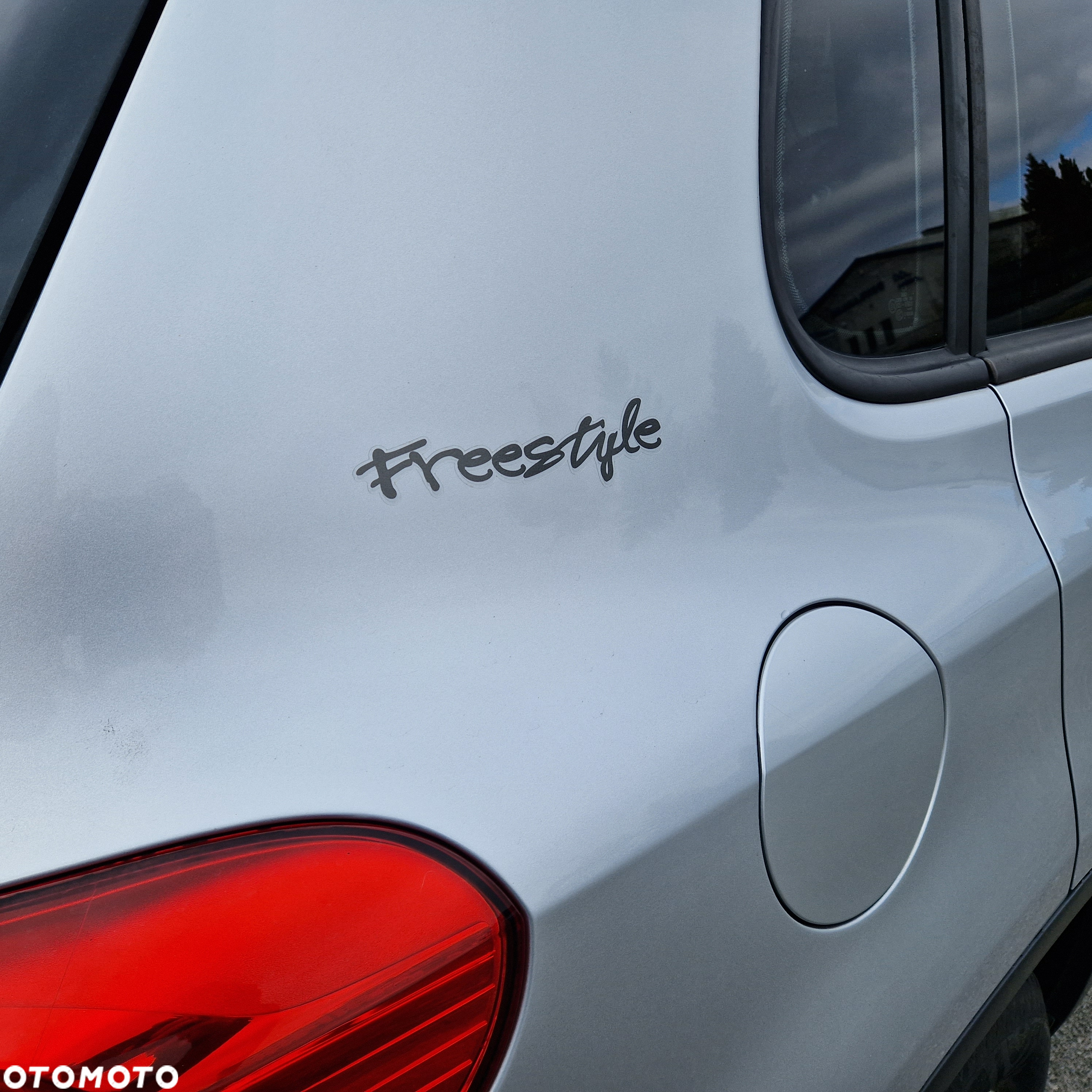 Volkswagen Tiguan 2.0 TDI DPF BlueMotion Technology Freestyle - 3