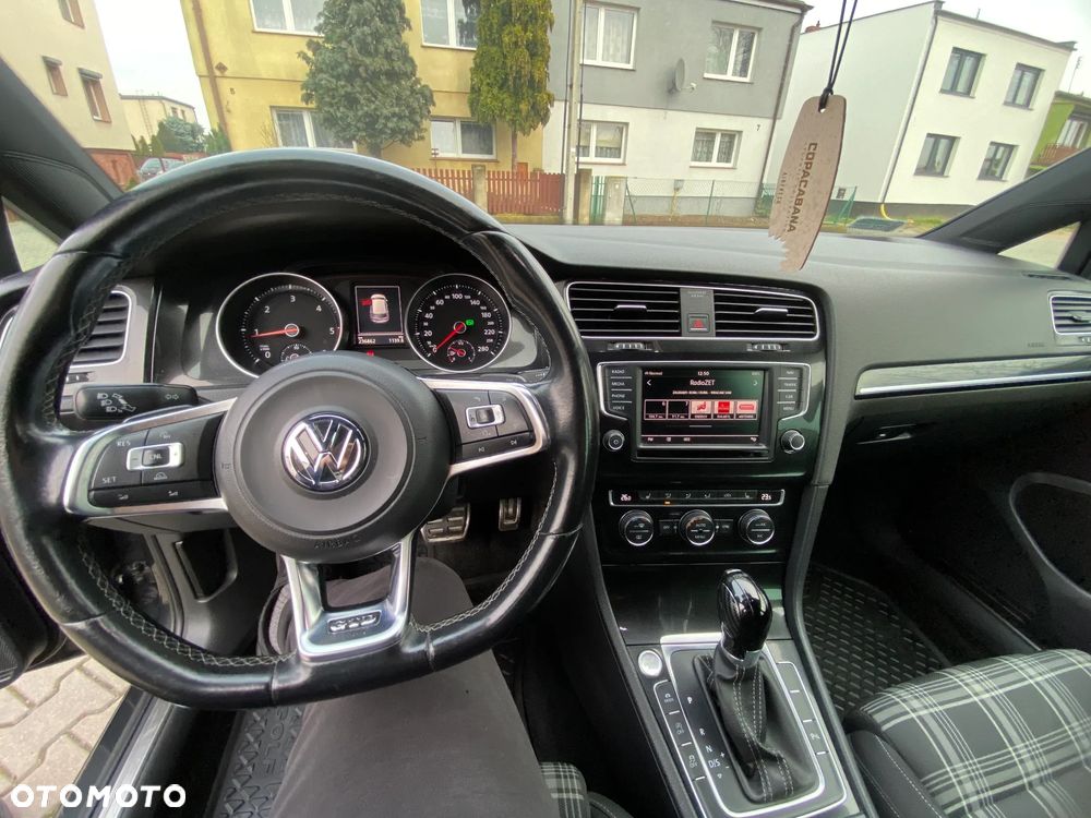 Volkswagen Golf 2.0 TDI BMT GTD DSG - 13
