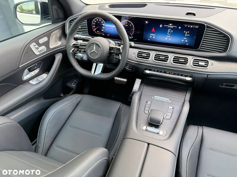 Mercedes-Benz GLE - 12