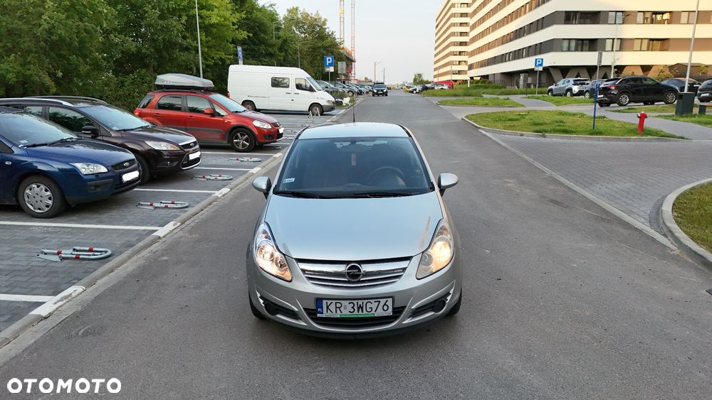 Opel Corsa 1.2 16V Enjoy - 3