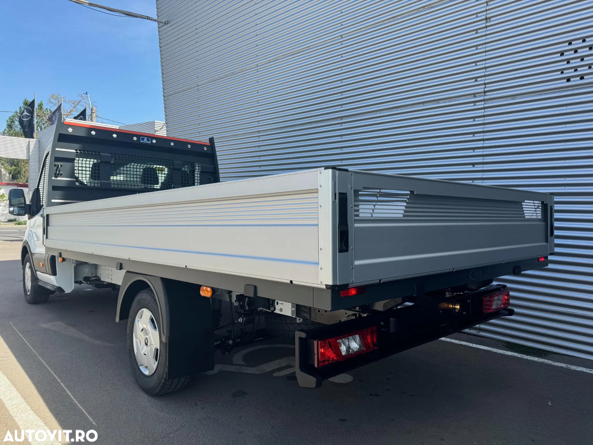 Ford Transit - 10