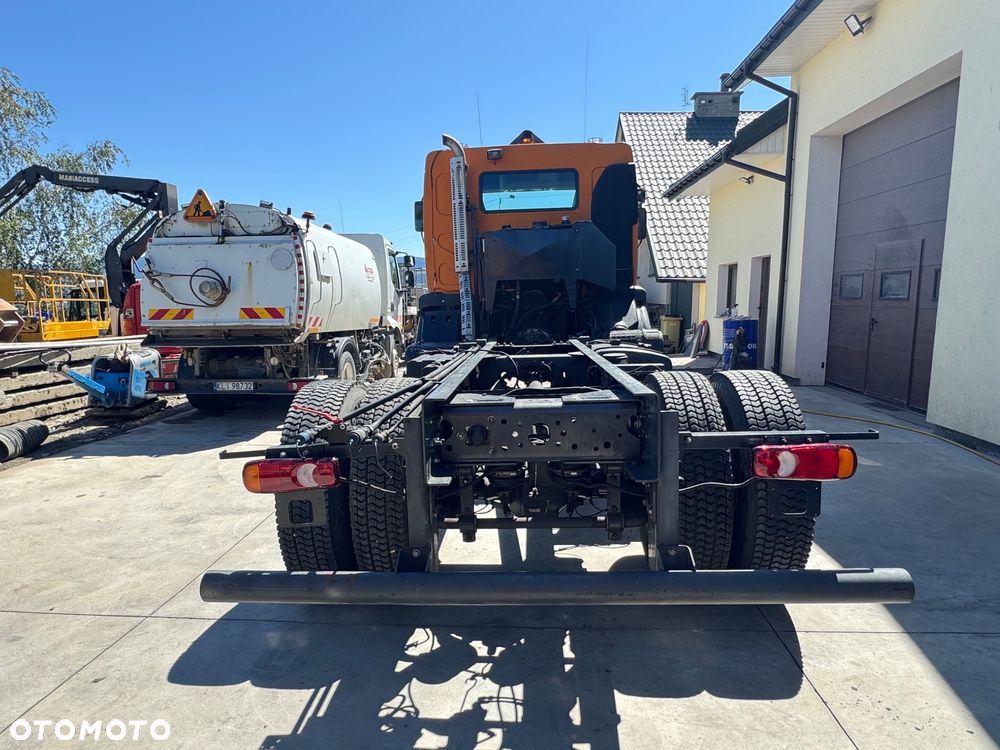 Renault Kerax 270DCi niski przebieg do zabudowy wywrotka piaskarka pług zima - 3