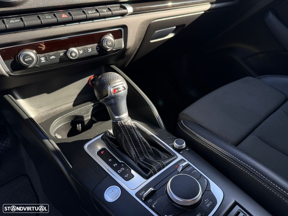 Audi A3 Sportback 1.6 TDI S-line S tronic - 33