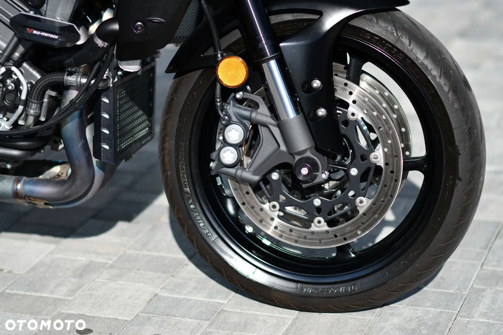 Yamaha MT - 17