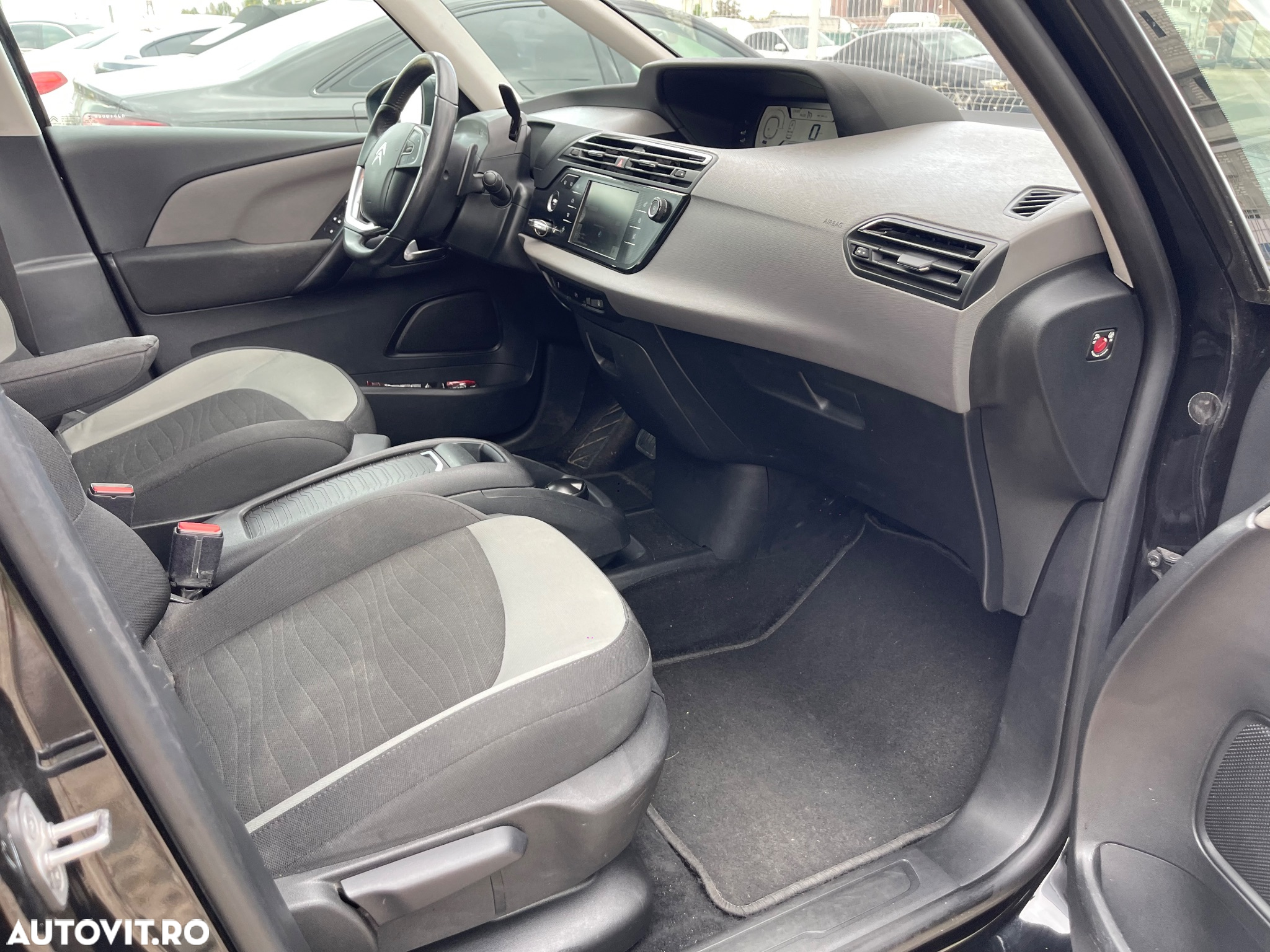 Citroën C4 Grand Picasso e-HDi 115 ETG6 Exclusive - 25