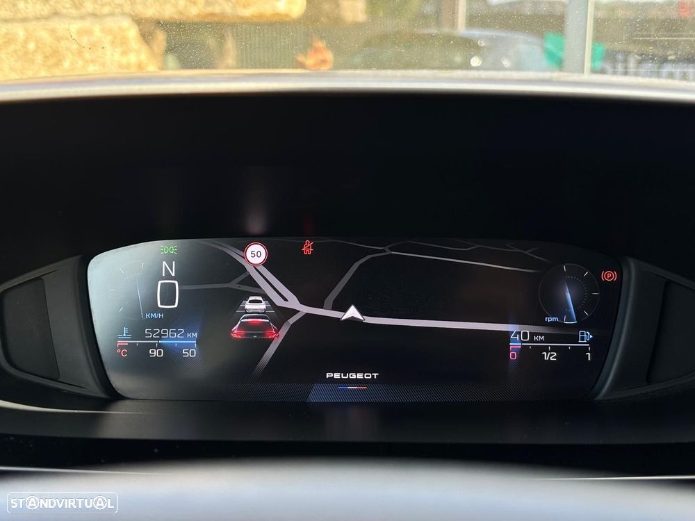 Peugeot 408 1.2 PureTech Allure Pack EAT8 - 8