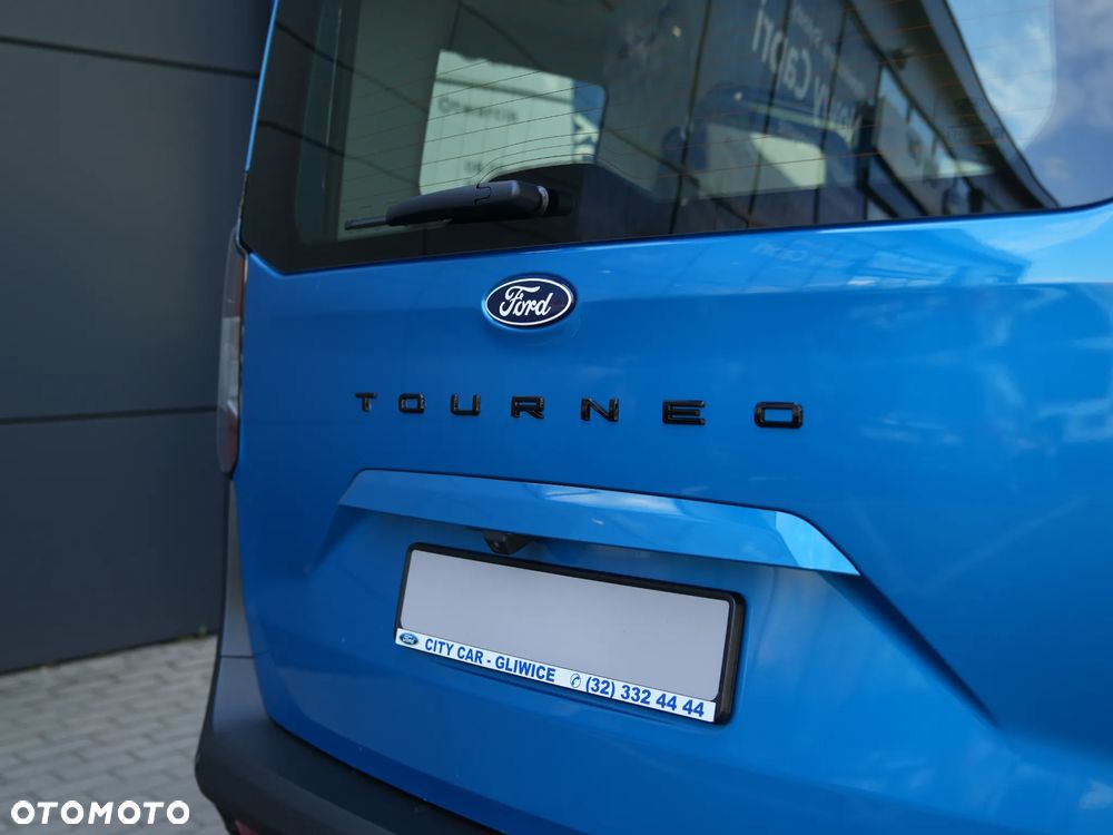 Ford Tourneo Courier - 14