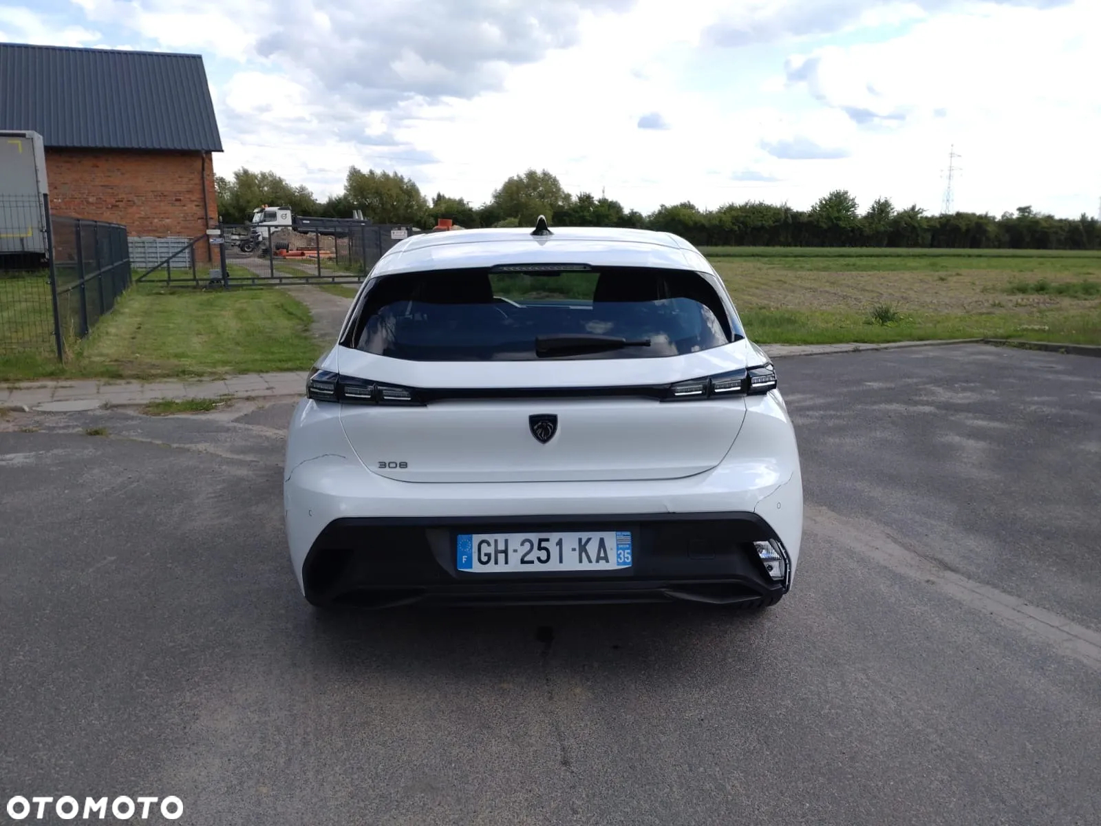 Peugeot 308 1.2 PureTech GPF Allure Pack S&S - 4