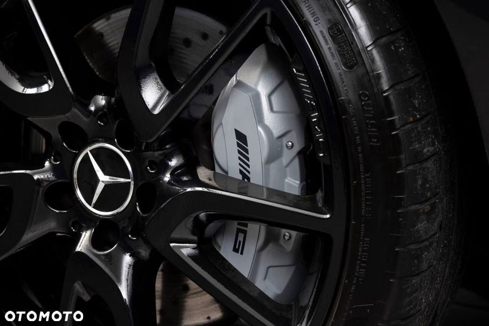 Mercedes-Benz Klasa E 43 AMG 4-Matic - 31