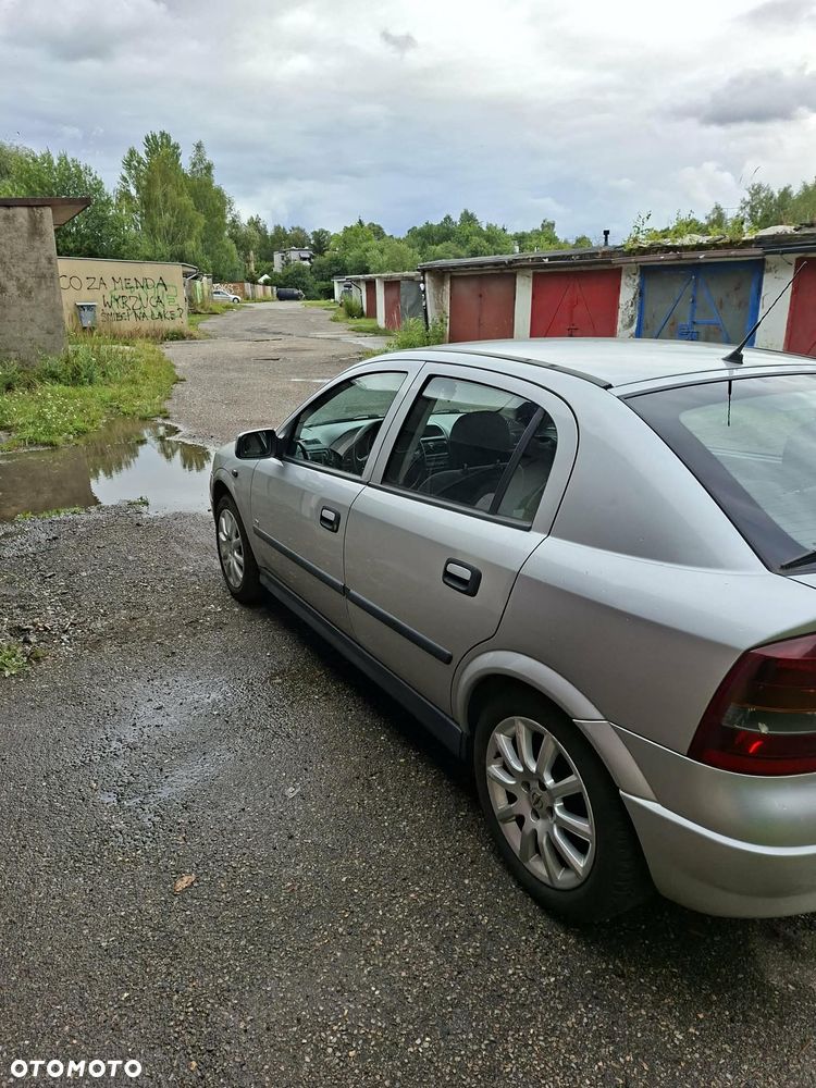 Opel Astra - 13