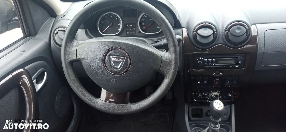 Dacia Duster 1.5 dCi 4x2 Prestige - 10