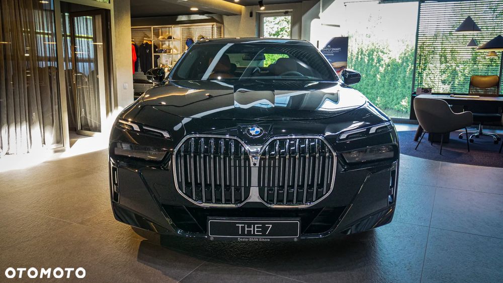 BMW Seria 7 740d xDrive - 2