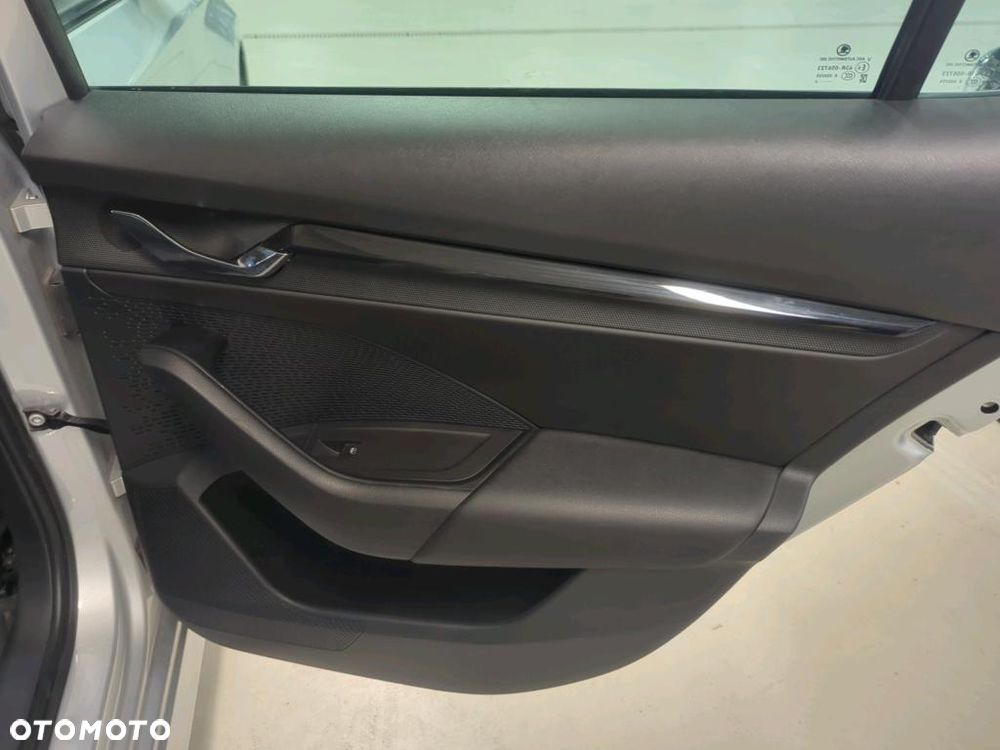 Skoda Octavia 1.5 TSI ACT Ambition - 20