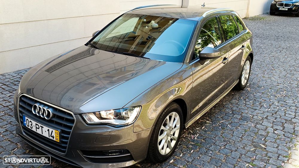 Audi A3 Sportback 1.6 TDI B.Line Attraction Ultra - 1