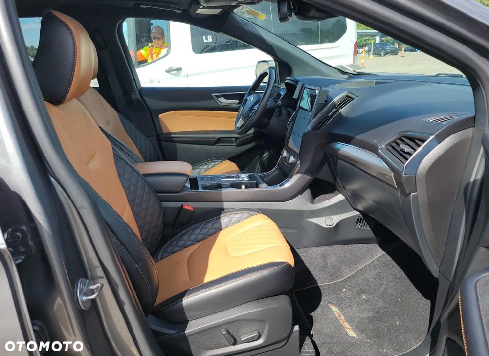 Ford Edge - 14