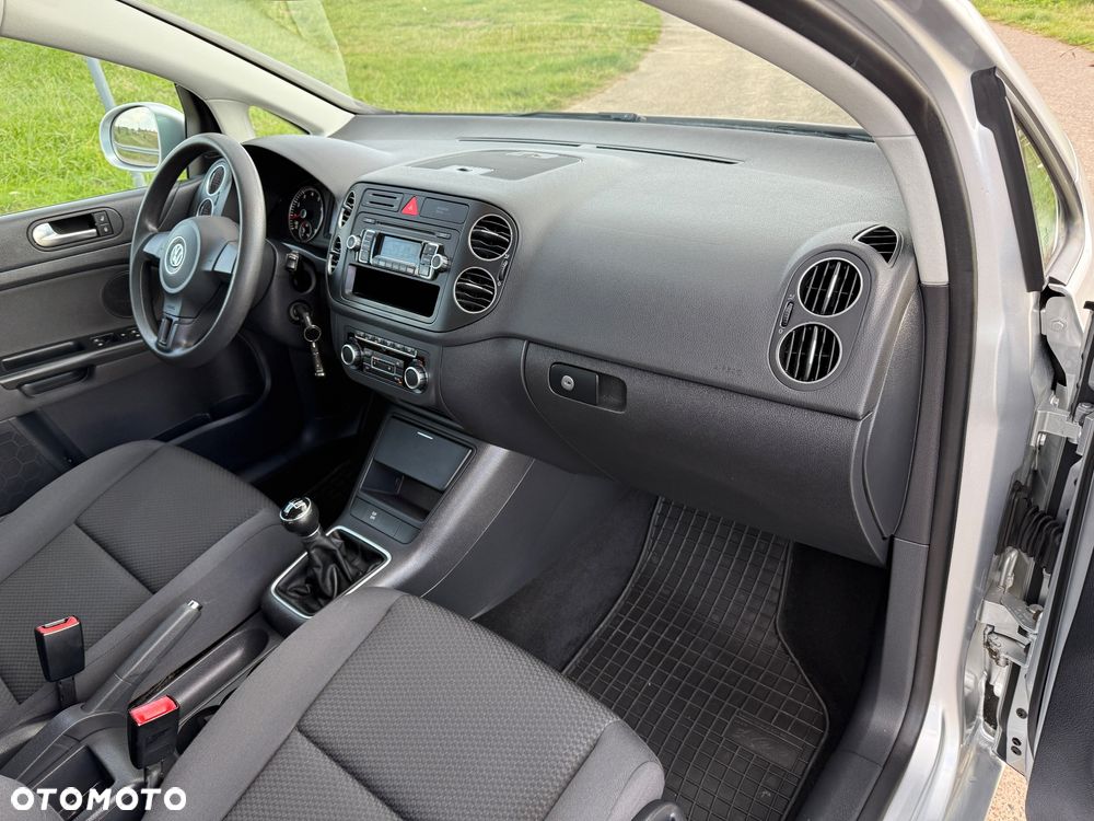 Volkswagen Golf Plus 1.6 Comfortline - 17