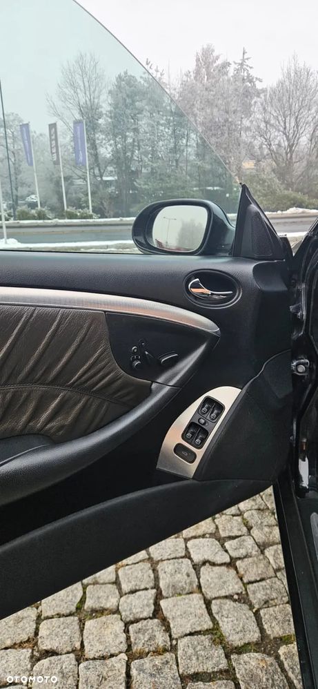 Mercedes-Benz CLK - 15