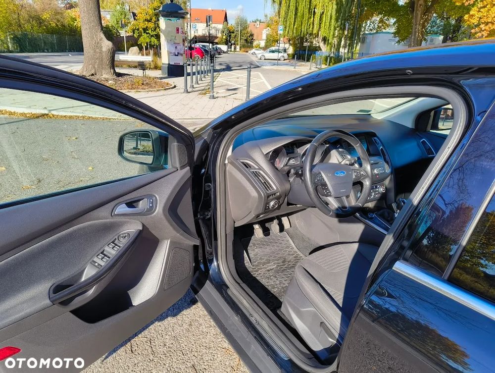 Ford Focus 1.5 TDCi Titanium ASS - 9