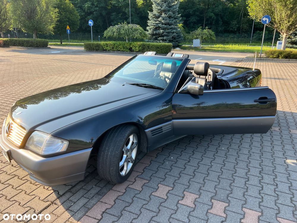 Mercedes-Benz SL - 14