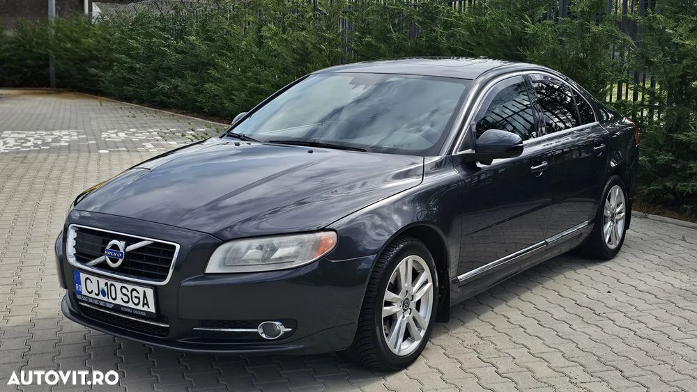 VOLVO S80