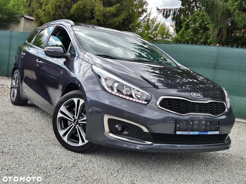 Kia Ceed 1.6 CRDi 136 ISG Platinum Edition - 3