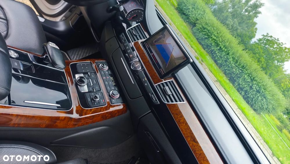 Audi A8 3.0 TDI DPF quattro tiptronic Langversion - 16