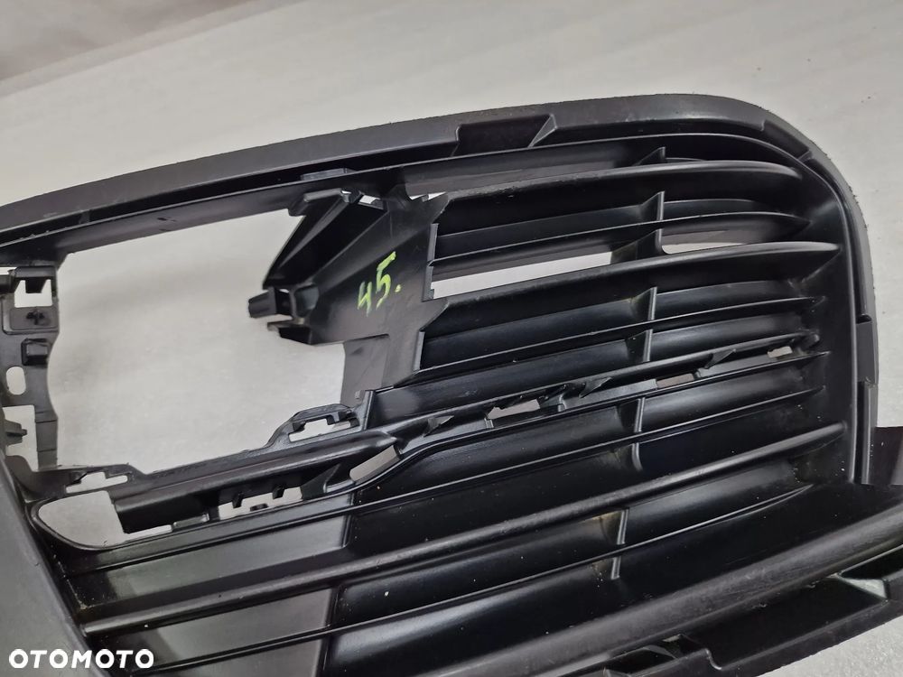 PEUGEOT 308 T9 II LIFT 17- LEWA KRATKA BOCZNA ZDERZAKA PRZEDNIEGO PRZÓD , NR 99894480 , NR AUKCJI D/45 - 4