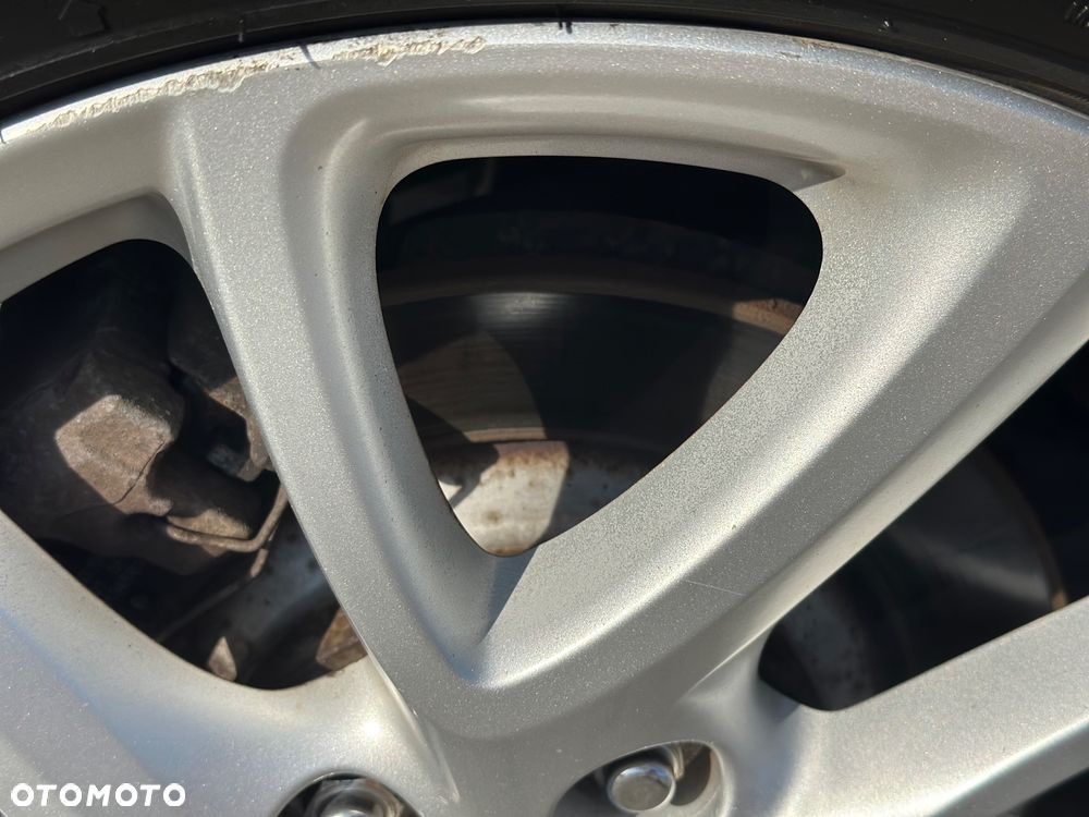 Mazda 5 2.0 Sport - 17