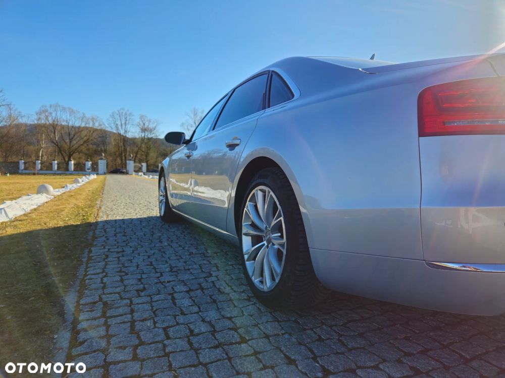 Audi A8 4.2 FSI L Quattro - 5