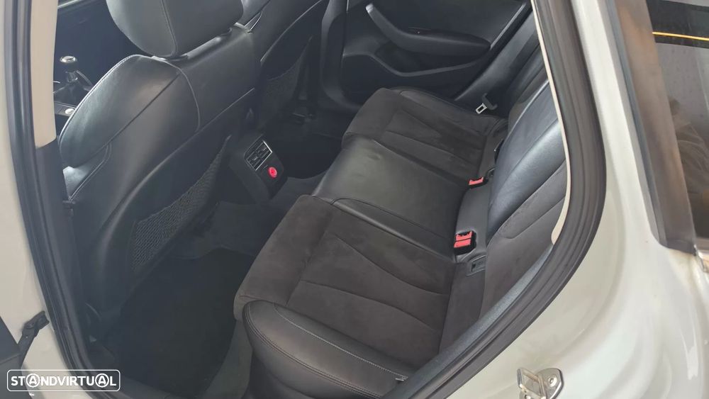Audi A3 Sportback 1.6 TDI S-line - 47