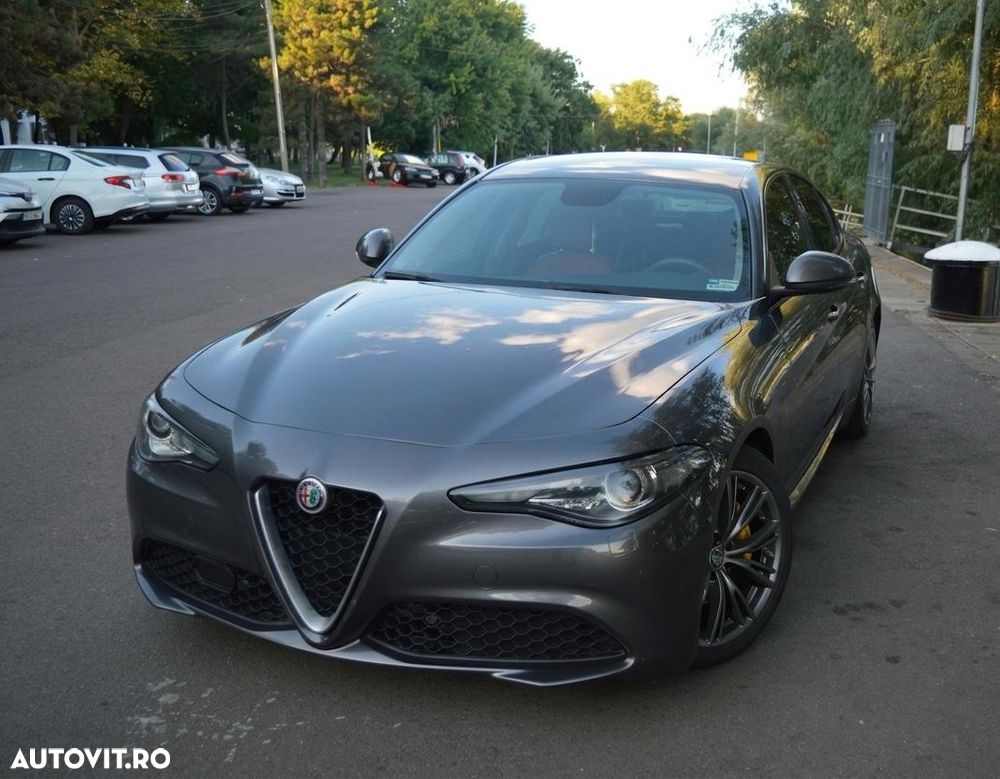 Alfa Romeo Giulia 2.0 Turbo 16V AT8 Veloce - 1