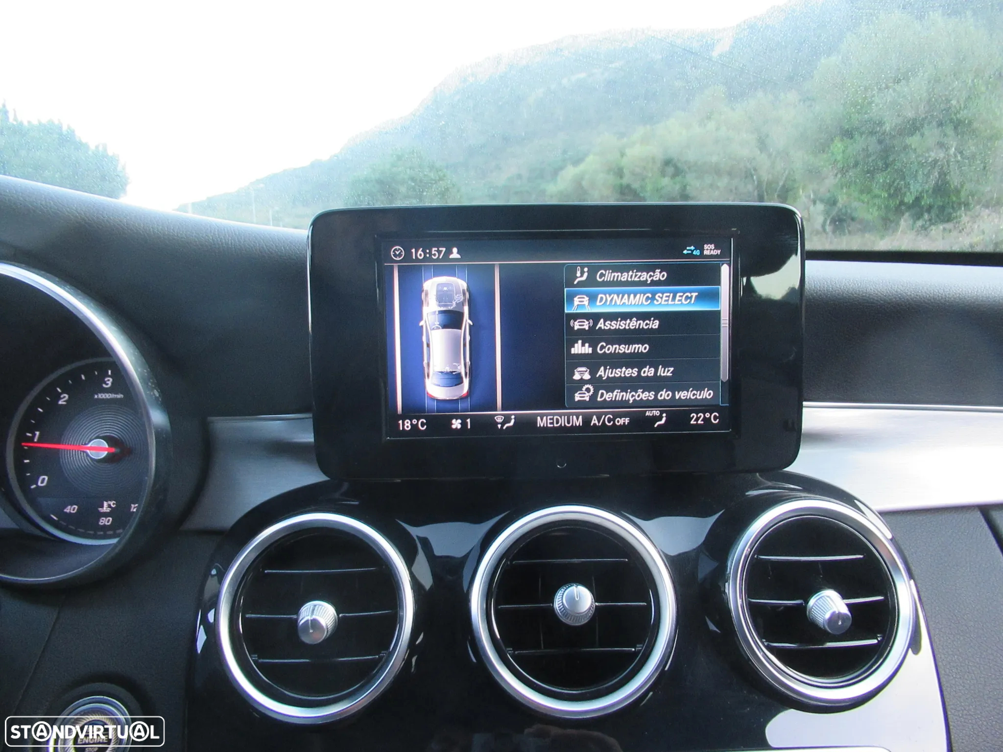 Mercedes-Benz C 200 d Business Solutions - 32